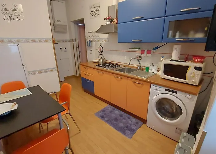 Casa Di Tania アパート トリエステ